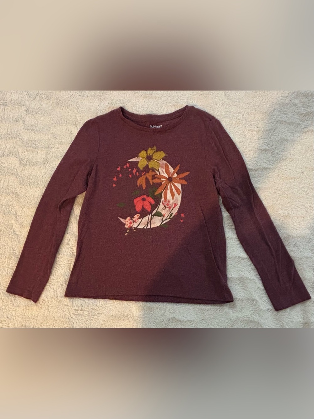 Girl’s Old Navy Long Sleeve T-Shirt